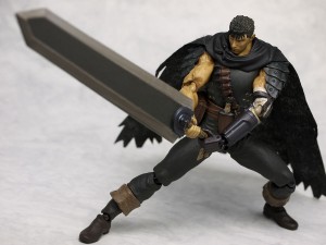 max.factory.figma.gatsu.ver.guerriero.nero.berserk.reviews_00